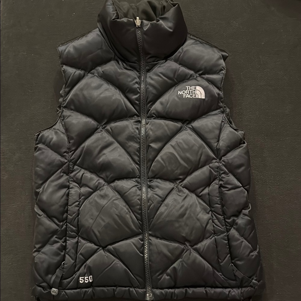 The North Face Black Puffer Vest 550